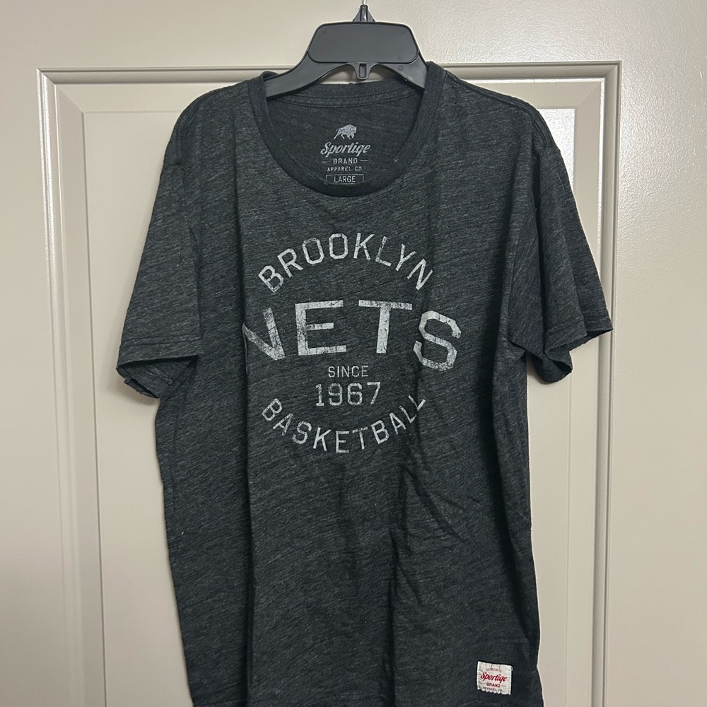 Gray Short Sleeve Brooklyn Nets Tee